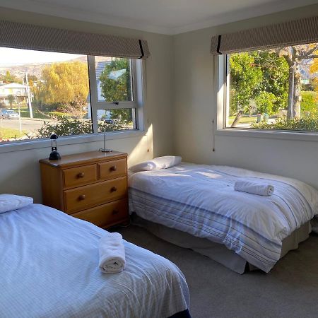 Amazing Aubrey, Walk To Bremner Bay Villa Wanaka Eksteriør billede