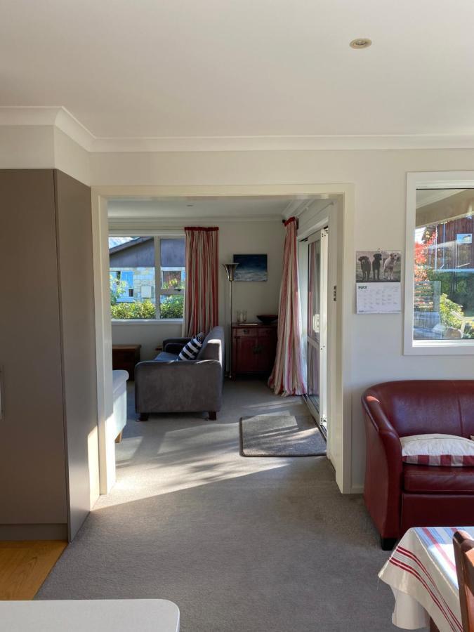 Amazing Aubrey, Walk To Bremner Bay Villa Wanaka Eksteriør billede