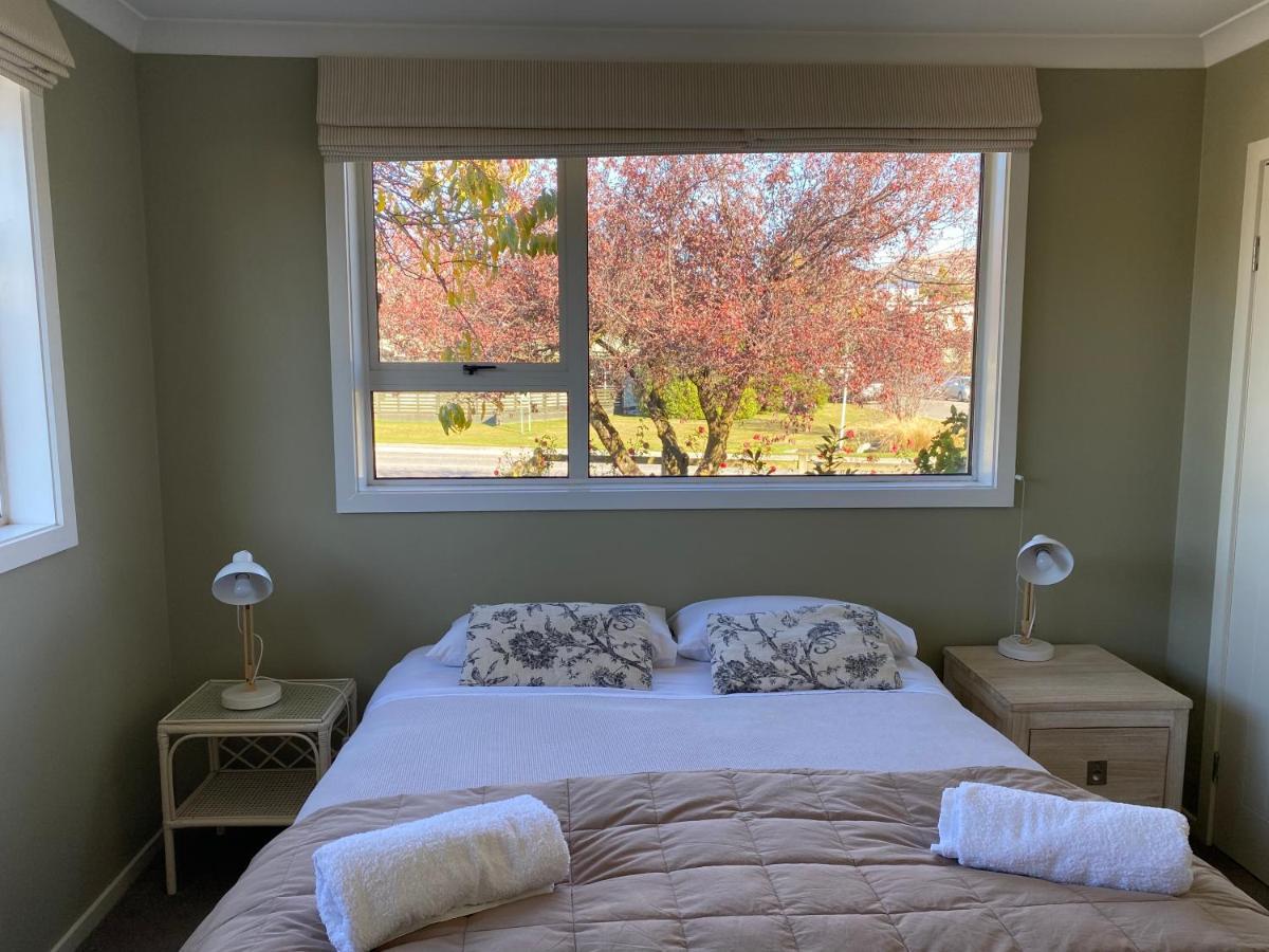 Amazing Aubrey, Walk To Bremner Bay Villa Wanaka Eksteriør billede
